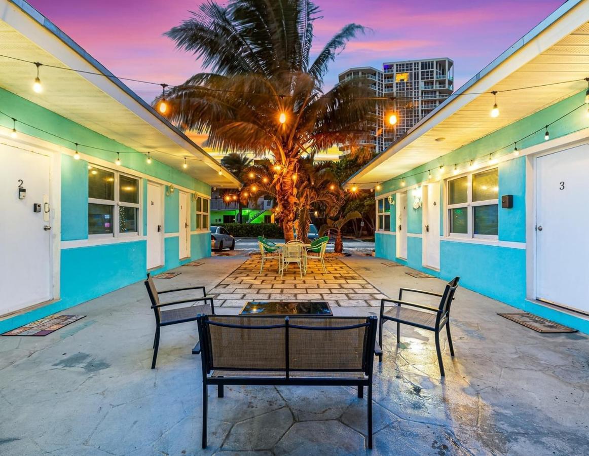 Downtown Hollywood Holiday Retreat Dania Beachアパートメント エクステリア 写真